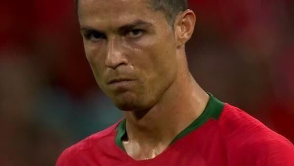 都体：凯利主动放弃休息日加紧恢复；卡瓦尔恢复进度稍慢一些（都体：凯利为加速康复主动放弃休息日；卡瓦尔恢复进展略显缓慢）