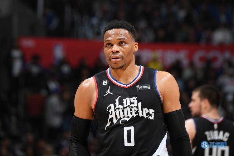 记者：米利唐、赫伊森、阿拉巴、卡瓦哈尔、阿森西奥缺席训练（记者：米利唐、赫伊森、阿拉巴、卡瓦哈尔、阿森西奥未参加训练）