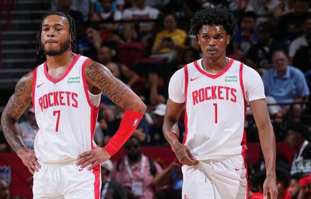 体坛记者：瓦科去留可能性相同，有西亚、东南亚球队有意签他（体坛记者：瓦科去留五五开，西亚与东南亚球队有意引进）