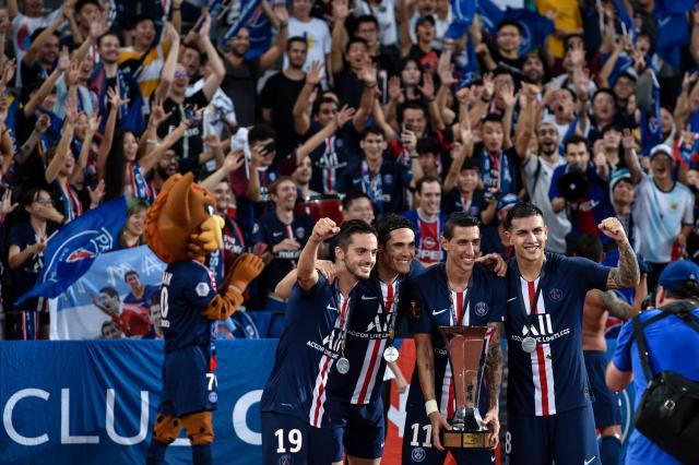 歌名应景，著名歌唱家波切利在世界杯抽签仪式演唱《今夜无人入眠》（波切利亮相世界杯抽签仪式，献唱应景《今夜无人入眠）