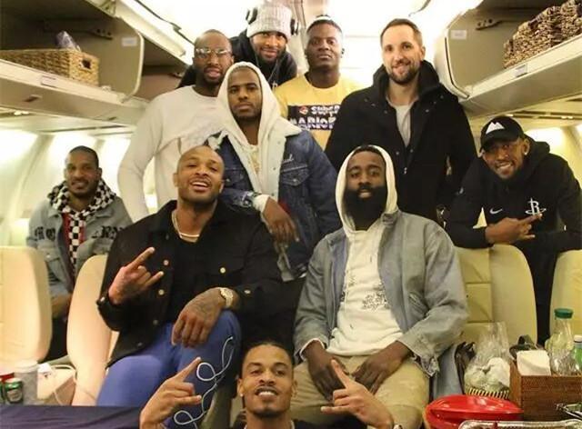 王洪亮：85一代球员爱学习沟通多；希望有机会去欧洲深度提高（王洪亮：85后球员重学习善沟通，盼赴欧洲深造提升）